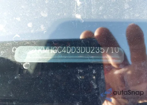 2013 Hyundai Genesis 3.8 from USA, damaged, VIN KMHGC4DD3DU235710